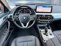 BMW 5-Serie Touring 530e Business Edition Plus, Trekhaak, Camera, Leder, LED