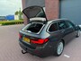 BMW 5-Serie Touring 530e Business Edition Plus, Trekhaak, Camera, Leder, LED