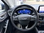 Ford Focus Wagon 1.0i EcoBoost Hybrid Titanium X Business 6-Bak 125 PK. Nieuwe auto en zeer zuinig !!! Open panoramadak !! Zeker een kansje deze auto !