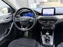Ford Focus Wagon 1.0i EcoBoost Hybrid Titanium X Business 6-Bak 125 PK. Nieuwe auto en zeer zuinig !!! Open panoramadak !! Zeker een kansje deze auto !