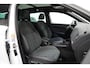 SEAT Ateca 1.5 TSI FR DSG * Pano - Trekhaak - Virtual - Black Edition - Camera - Keyless - Beats - ACC - Blind Spot *