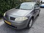 Renault Megane Grand Tour 1.6-16V Privilège Luxe | Autom. Airco | Cruise Control | LMV | Elekt. Ramen | Trekhaak | Nieuwe APK!