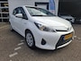 Toyota Yaris 1.5 Full Hybrid Aspiration Automaat | Camera | Navi | Cruise | Trekhaak | Nieuwe APK bij aflevering