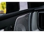 Volvo XC60 2.0 T8 Plug-in hybrid AWD Ultra Dark Executive Edition | Heico Body Kit | Heico Selected Level | 22" | Spacers V+A | Gelamineerd Glas | Bowers & Wilkins | Stoelmassage & Ventilatie |
