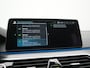 BMW 5-Serie Touring 530e M Sport PHEV 293pk Dealer O.H. | Trekhaak Af Fabriek | Panodak | Head Up | Adaptive Cruise | Camera | Lederen Sportstoelen Memory & Verwarmd | Sfeerverlichting | Blis | Stuur Verwarmd | Apple Carplay | Navigatie | DAB | Plug In Hybrid |