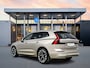 Volvo XC60 T8 Recharge Ultra Bright Excecutive | 21" | Luchtvering | Geventileerd Nappa | Massagestoelen | Bowers & Wilkins | Gelaagd & Getint Glas | Panoramadak | Head-Up | 360 Camera | Elektr. verst. Stoelen | BLIS | Stoel/Stuur/Achterbankverwarming
