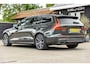 Volvo V60 2.0 T8 Twin Engine AWD Inscription Panoramadak I Leder I Adaptive Cruise I Pilot Assist I Blis I Lane Keeping I Trekhaak