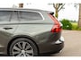 Volvo V60 2.0 T8 Twin Engine AWD Inscription Panoramadak I Leder I Adaptive Cruise I Pilot Assist I Blis I Lane Keeping I Trekhaak