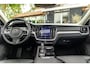 Volvo V60 2.0 T8 Twin Engine AWD Inscription Panoramadak I Leder I Adaptive Cruise I Pilot Assist I Blis I Lane Keeping I Trekhaak