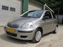 Toyota Yaris 1.0 VVT-i Idols