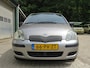 Toyota Yaris 1.0 VVT-i Idols