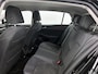 Volkswagen Golf 1.4 eHybrid Style | APPLE CARPLAY | ANDROID AUTO | DODEHOEKSENSOREN | ACHTERUITRIJCAMERA | ERGO-ACTIVE BESTUURDERSSTOEL | PARKEERSENSOREN | ADAPTIVE CRUISE CONTROL | SFEERVERLICHTING | DAB RADIO |