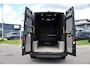 Volkswagen Crafter 35 2.0 TDI L3H3 Black Edition Camera, Cruise, Carplay, Trekhaak, 177pk, Multimedia, Geveerde stoel, Uniek!