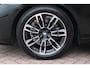 BMW 5-Serie 520i 190pk Aut. M Sport | Panoramadak | Carbon | 360° Camera | Keyless | Head-Up Display | Winter Pakket | Elektrische Achterklep | Trekhaak