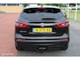 Nissan Qashqai 1.2 N-Connecta Automaat, Trekhaak, Pdc voor + achter + camera, Cruise, Clima, Donker glas, Stoelverwarming, All season banden