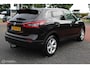 Nissan Qashqai 1.2 N-Connecta Automaat, Trekhaak, Pdc voor + achter + camera, Cruise, Clima, Donker glas, Stoelverwarming, All season banden