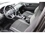 Nissan Qashqai 1.2 N-Connecta Automaat, Trekhaak, Pdc voor + achter + camera, Cruise, Clima, Donker glas, Stoelverwarming, All season banden