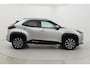 Toyota Yaris Cross 1.5 Hybrid 115 First Edition | Dodehoek detectie | Stoel-/stuurverwarming | Verwarmbare voorruit | Adaptive Cruise | Parkeersensoren voor/achter | Apple Carplay / Android Auto | Keyless | 17 inch