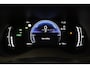 Toyota Yaris Cross 1.5 Hybrid 115 First Edition | Dodehoek detectie | Stoel-/stuurverwarming | Verwarmbare voorruit | Adaptive Cruise | Parkeersensoren voor/achter | Apple Carplay / Android Auto | Keyless | 17 inch