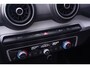Audi Q2 35 TFSI Advanced Navi Virtual Cockpit Verwarmbare stoelen Clima 2 zones DAB-ontvangst keyless entry/start Camera 17"-lmv met 4-seizoenen banden Adaptive cruise afneembare trekhaak PDC v+a Apple-carplay stuurbediening