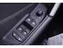 Audi Q2 35 TFSI Advanced Navi Virtual Cockpit Verwarmbare stoelen Clima 2 zones DAB-ontvangst keyless entry/start Camera 17"-lmv met 4-seizoenen banden Adaptive cruise afneembare trekhaak PDC v+a Apple-carplay stuurbediening
