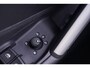 Audi Q2 35 TFSI Advanced Navi Virtual Cockpit Verwarmbare stoelen Clima 2 zones DAB-ontvangst keyless entry/start Camera 17"-lmv met 4-seizoenen banden Adaptive cruise afneembare trekhaak PDC v+a Apple-carplay stuurbediening