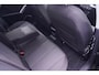 Audi Q2 35 TFSI Advanced Navi Virtual Cockpit Verwarmbare stoelen Clima 2 zones DAB-ontvangst keyless entry/start Camera 17"-lmv met 4-seizoenen banden Adaptive cruise afneembare trekhaak PDC v+a Apple-carplay stuurbediening