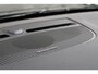 Volvo XC40 B3 Mild Hybrid Ultra Dark Black Edition | Lighting Pack | Verwarmbare Voorruit | Panoramisch Schuif-/Kanteldak | Trekhaak Semi Elektrisch Inklapbaar | Harman/Kardon | Elektrisch Verstelbare Stoelen Met Memory | Keyless | Elektrische Achterklep | 20-Inch Lichtmetalen | Verwarmbare Voorstoelen | Stuurverwarming | Adaptieve Cruise Control | Pilot Assist | Visual Park Assist incl. 360° Camera |