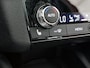 Skoda Kamiq 1.0 TSI Monte Carlo Automaat / Verwarmbare voorstoelen/ Navigatie pakket/ Panorama dak