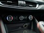 Alfa Romeo Stelvio 2.9 V6 AWD Quadrifoglio | Harman/Kardon | Rosso Competizione | Adapt. cruise | CarPlay | Carbon stuur