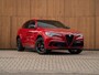 Alfa Romeo Stelvio 2.9 V6 AWD Quadrifoglio | Harman/Kardon | Rosso Competizione | Adapt. cruise | CarPlay | Carbon stuur