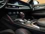 Alfa Romeo Stelvio 2.9 V6 AWD Quadrifoglio | Harman/Kardon | Rosso Competizione | Adapt. cruise | CarPlay | Carbon stuur