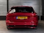 Volvo V60 2.0 T8 Long Range Hybrid AWD Plus Dark | SOH 97,5% | Panodak | H&K | Pilot Assist | 19 inch | NL Auto |