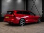 Volvo V60 2.0 T8 Long Range Hybrid AWD Plus Dark | SOH 97,5% | Panodak | H&K | Pilot Assist | 19 inch | NL Auto |
