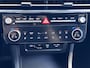 Hyundai Tucson 1.6 T-GDI HEV 215pk Premium / Nieuw model / Fabrieksgarantie tot 7-2029 / Dealer onderhouden / Navigatie / Stuur- en stoelverwarming / Elektrische klep / Adaptieve CC / 19"LM wielen /