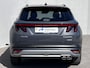 Hyundai Tucson 1.6 T-GDI HEV 215pk Premium / Nieuw model / Fabrieksgarantie tot 7-2029 / Dealer onderhouden / Navigatie / Stuur- en stoelverwarming / Elektrische klep / Adaptieve CC / 19"LM wielen /
