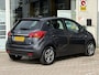Kia Venga 1.4 CVVT DynamicPLusLine | NAP | Achteruitrijcamera | Navigatie | Cruise Control | Lichtmetaal | Parkeersensoren | BT-Telefoonfunctie |