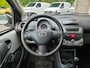 Toyota Aygo 1.0-12V Comfort Navigator Airco! 5-Deurs! NAP! Leuke/Nette Auto!