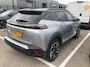 Peugeot e-2008 EV GT Pack 50 kWh | Fase 3 laden | Navigatie | Camera | Stoelverwarming | Full LED | Apple carplay | 18 Inch |