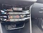 Peugeot 2008 1.2 110PK Allure Automaat | Trekhaak | Panoramadak | Navigatie | Cruise Control | Apple Carplay / Android Auto | DAB ontvanger | Electronic climate controle | Hill hold functie