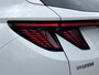 Hyundai Tucson 1.6 T-GDI PHEV Comfort Smart 4WD | Climate | Camera | Carplay | Keyless | Navigatie | Full - Led | Elek. Klep | Winterpakket | 19" Lichtmetaal | Digitale Cockpit | Parkeer Assistent | Adapt. Cruisecontrol