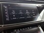 Audi Q8 60 TFSI e quattro Pro Line S Competition 490 PK | S-line | 360 Camera | Panoramadak | Vierwielbesturing | Bang & Olufsen Advanced 3D | Climate Control | Navigatie | Trekhaak | Stoelverwarming voor en achter | Lichtmetalen velgen | SQ8 Diffusor |