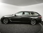 BMW 5-Serie Touring 530e Business Edition Plus 292PK | Cruise Control adaptief | Navigatie | Lederen Bekleding | Achteruitrijcamera | Trekhaak