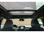 Volvo XC40 B4 Plus Black Edition | Panoramisch schuif-/kanteldak | Elektrisch verstelbare voorstoelen met geheugenfunctie | 360 graden camera | Extra getint glas achter | Harman Kardon | Stoel- / stuurwielverwarming | 20 inch. lichtmetalen velgen | Adaptieve cruise control | BLIS