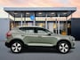 Volvo XC40 T4 Recharge Plus Bright | 18" | Elektr. verst. Stoelen | Adaptieve Cruise | BLIS | Keyless | Stoel/Stuurverwarming | Elektrische Achterklep | Parkeercamera | Parkeerverwarming