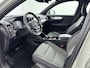 Volvo XC40 T4 Recharge Plus Bright | 18" | Elektr. verst. Stoelen | Adaptieve Cruise | BLIS | Keyless | Stoel/Stuurverwarming | Elektrische Achterklep | Parkeercamera | Parkeerverwarming