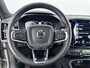Volvo XC40 T4 Recharge Plus Bright | 18" | Elektr. verst. Stoelen | Adaptieve Cruise | BLIS | Keyless | Stoel/Stuurverwarming | Elektrische Achterklep | Parkeercamera | Parkeerverwarming