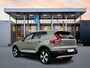 Volvo XC40 T4 Recharge Plus Bright | 18" | Elektr. verst. Stoelen | Adaptieve Cruise | BLIS | Keyless | Stoel/Stuurverwarming | Elektrische Achterklep | Parkeercamera | Parkeerverwarming
