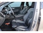 Volvo V60 2.0 T6 Plug-in hybrid AWD Plus Dark | Harman Kardon | Trekhaak | BLIS | Bright Dusk | 19" |