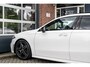 Mercedes-Benz A-klasse 180 Business Solution AMG | Panorama | Widescreen Display | Camera | Night Package | Sfeerverlichting | Memory | LED |